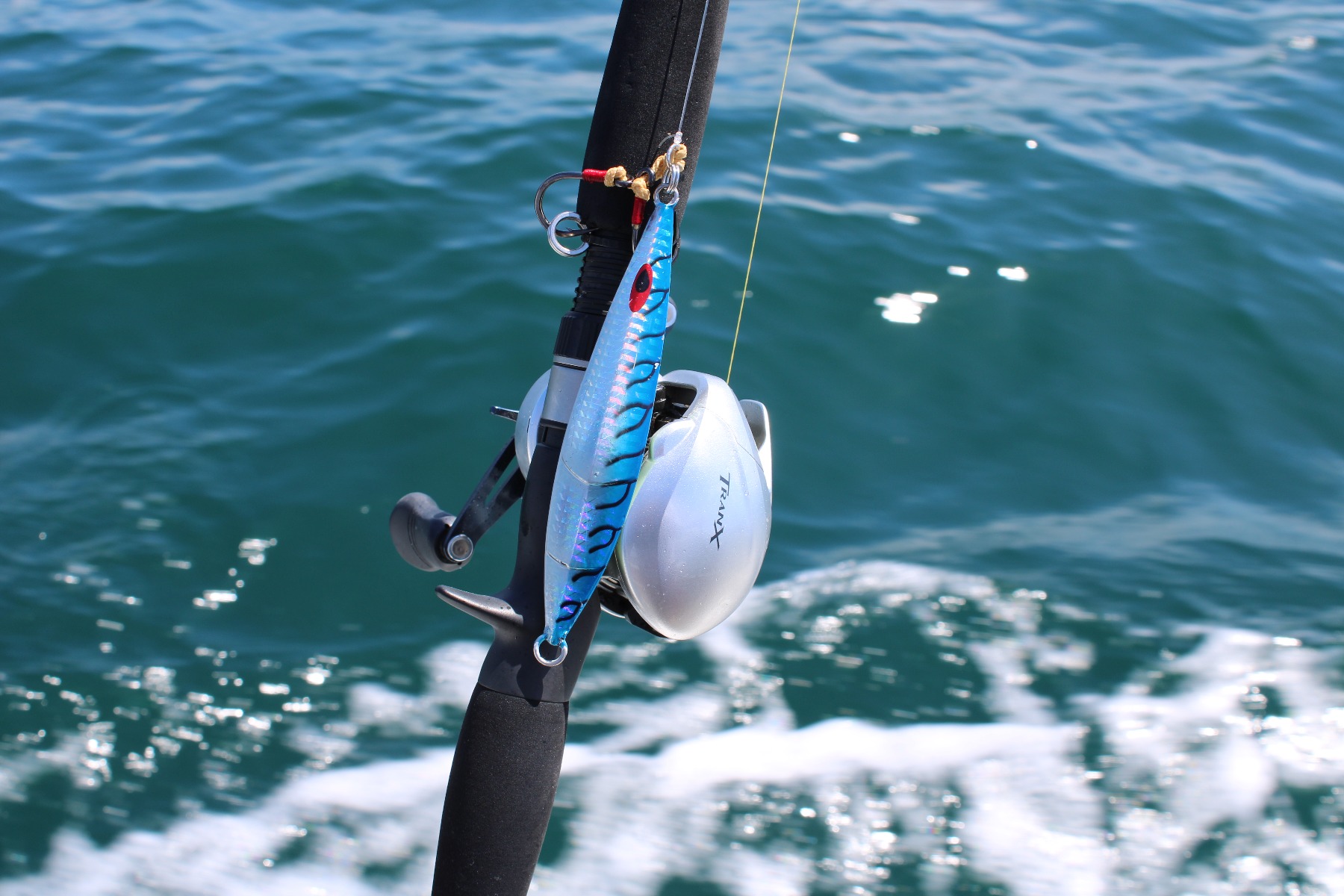 How to use Edge Free Fall and Slow Pitch jigs